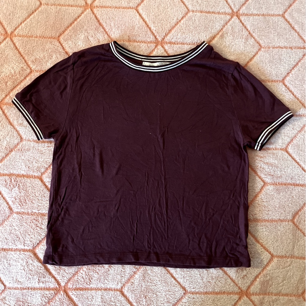Maroon cropped top ringer shirt